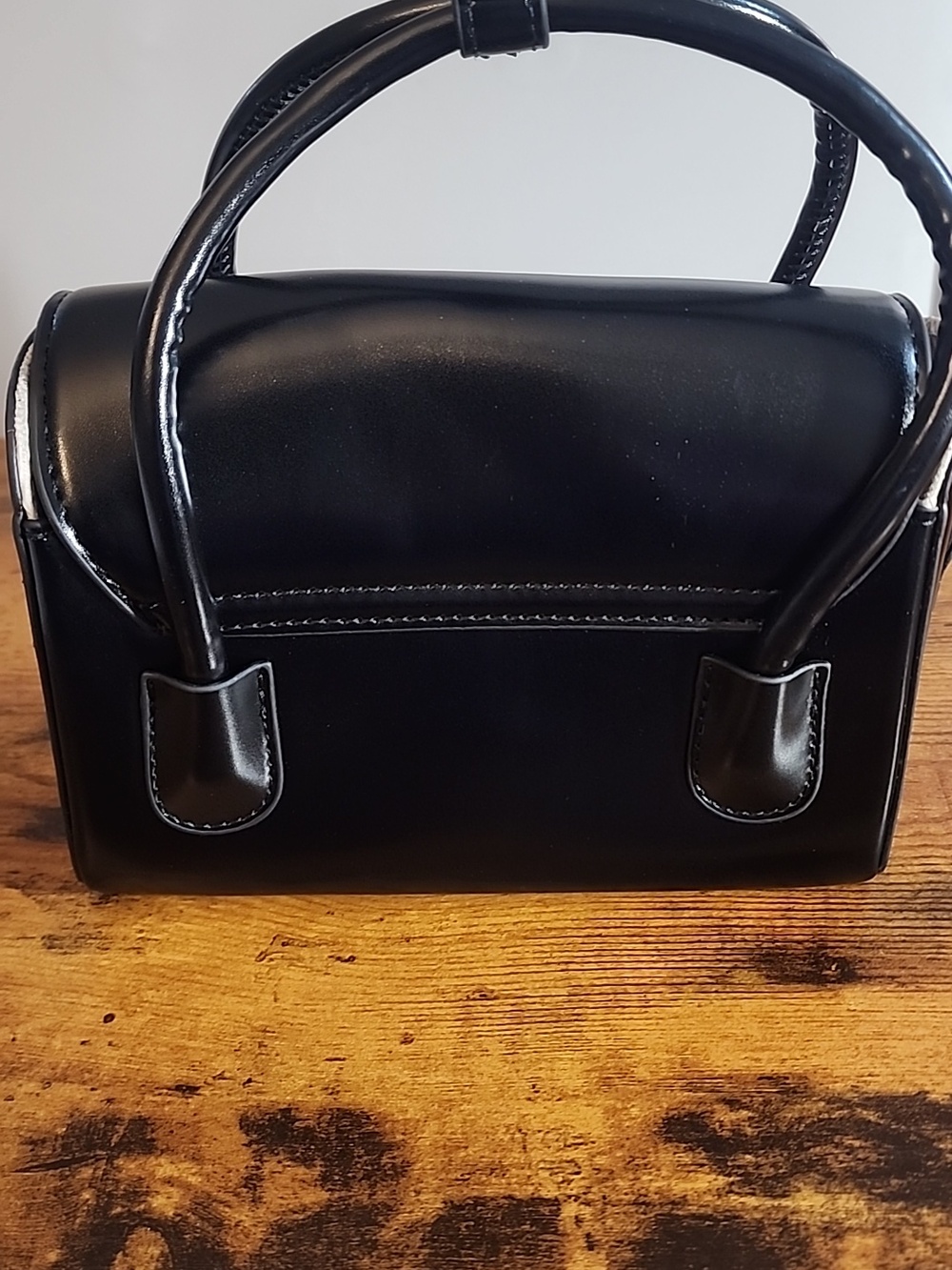 Black Luxurious Elegant Box Bag For Women New Fashion Handbag, Retro Red Color - Picture 6 of 7